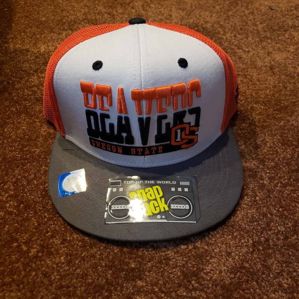 NWT Oregon State Beavers Snapback Hat
